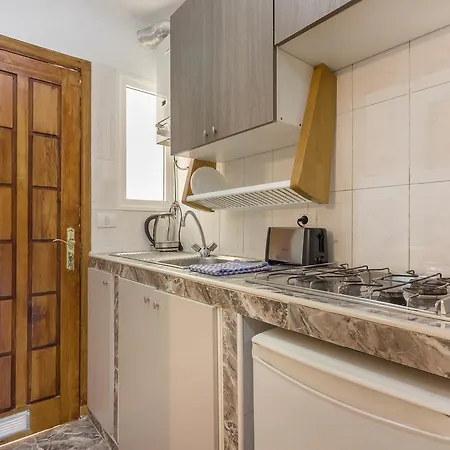 First Line Playa Las Vistas Apartment *